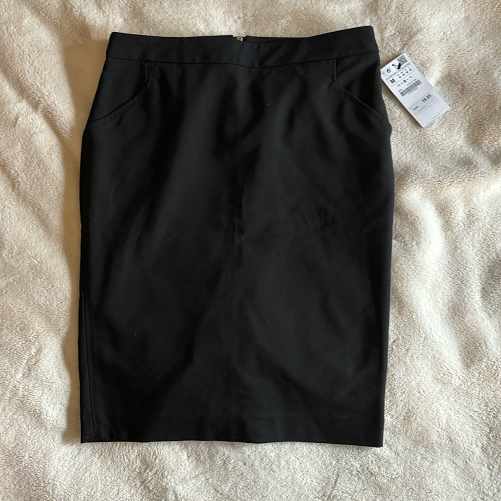 NWT Zara Basic Collection Black Pencil Skirt Size Medium